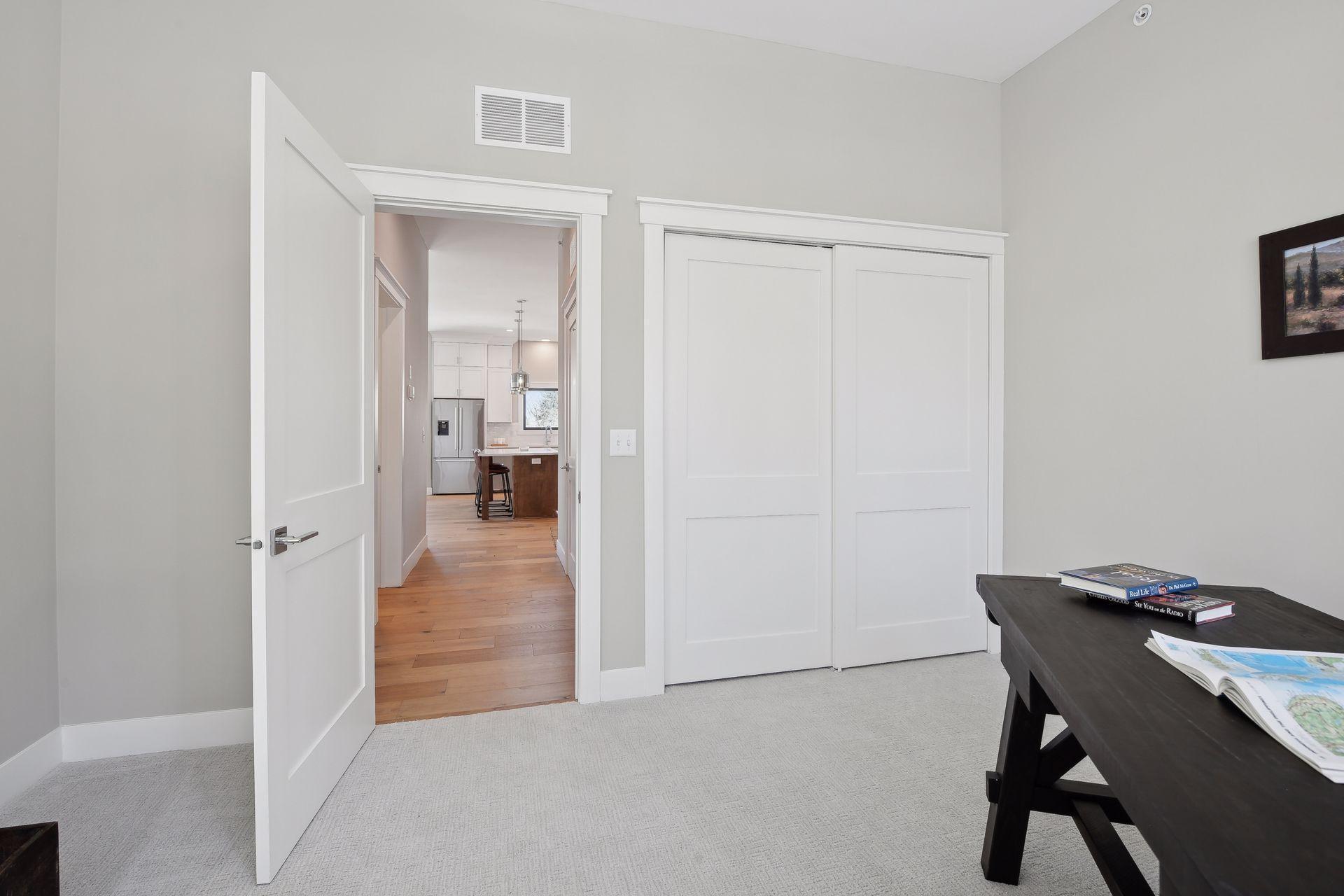 5734 Shady Oak Road S 12