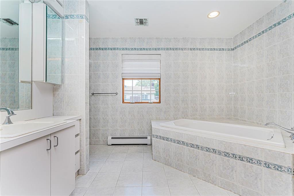 74 Longfellow Avenue