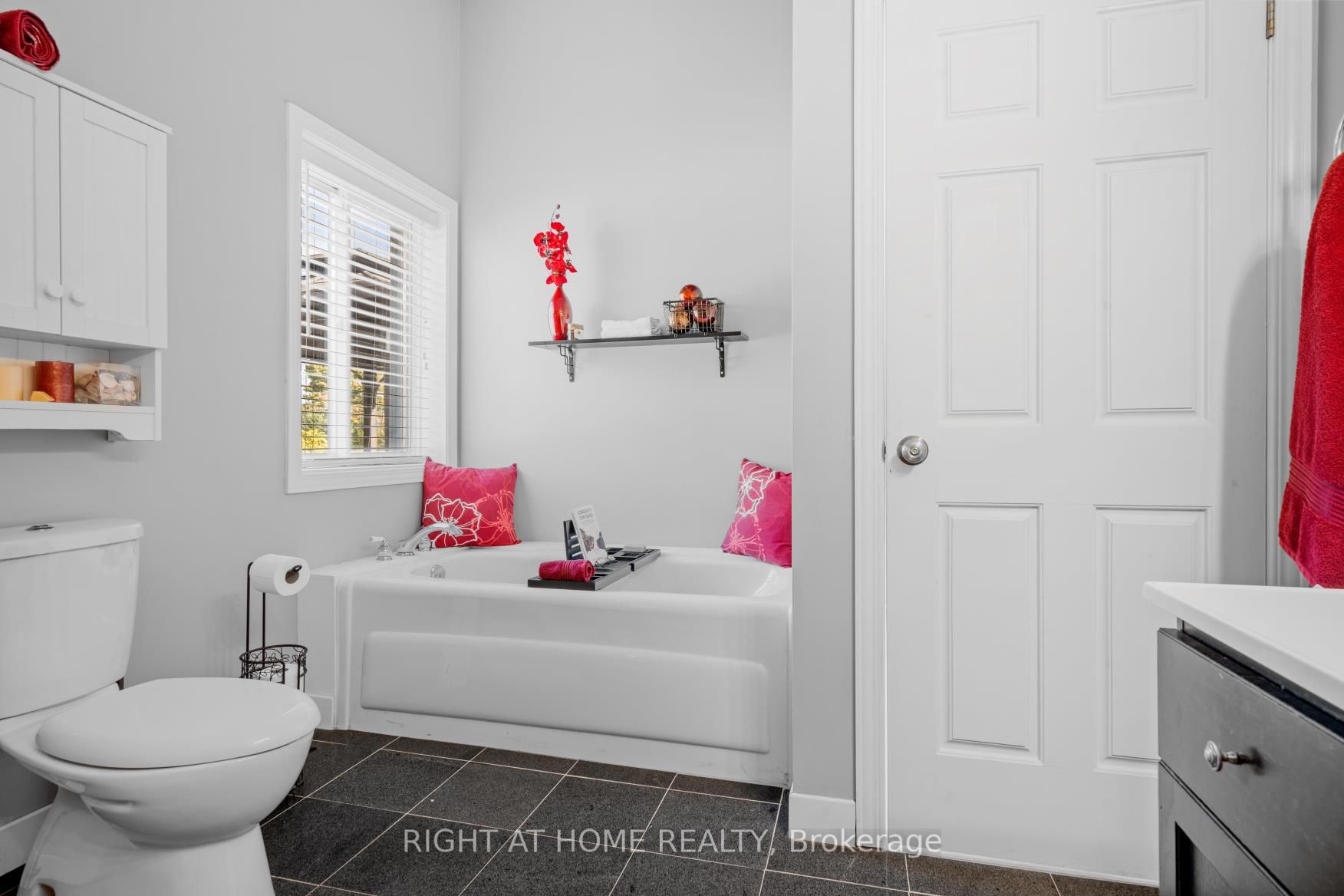 203 Barnes Rd
