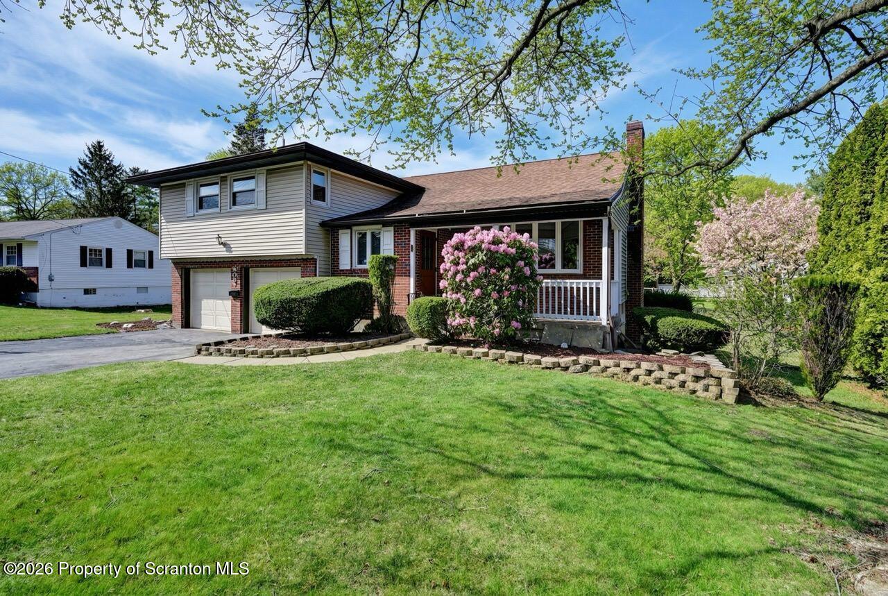 506 Tulip Circle