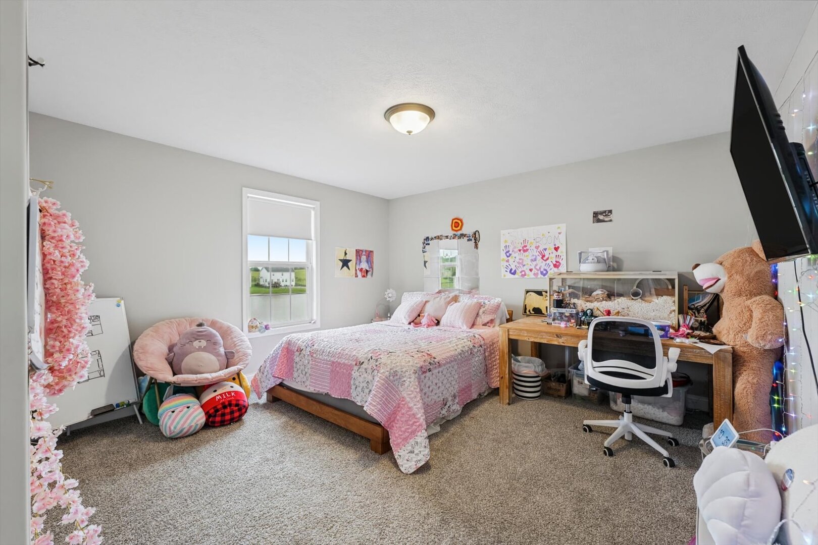 1920 Roseland Drive