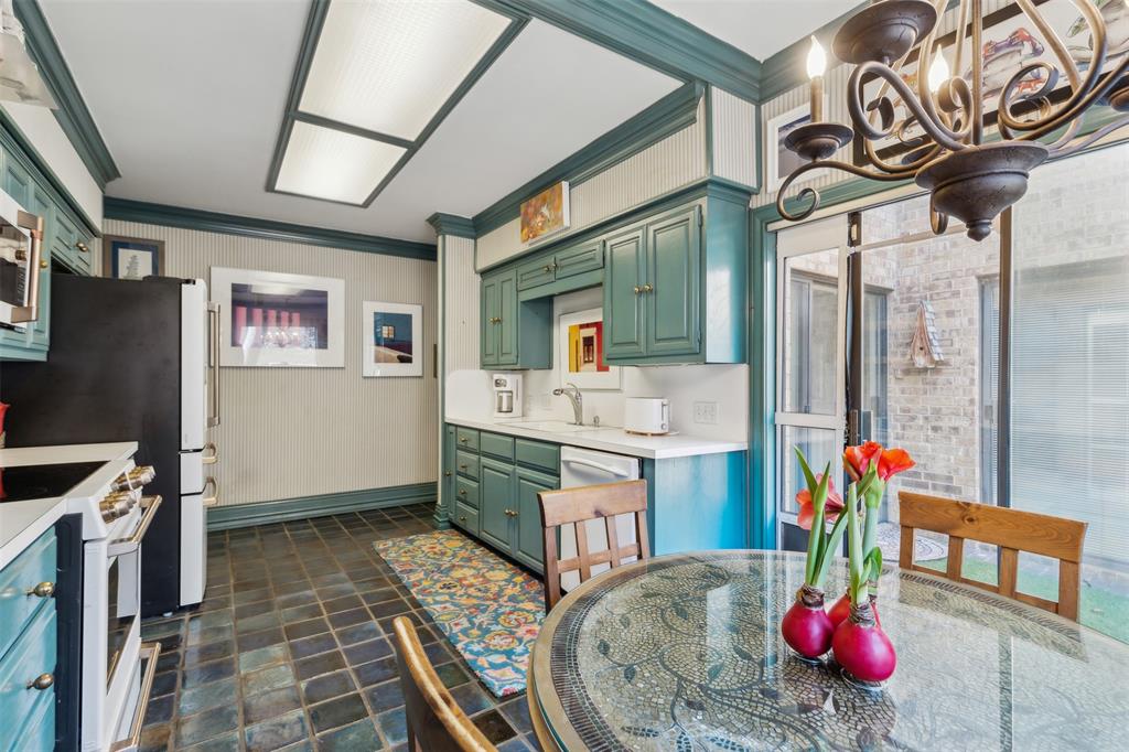 4223 Brook Tree Drive