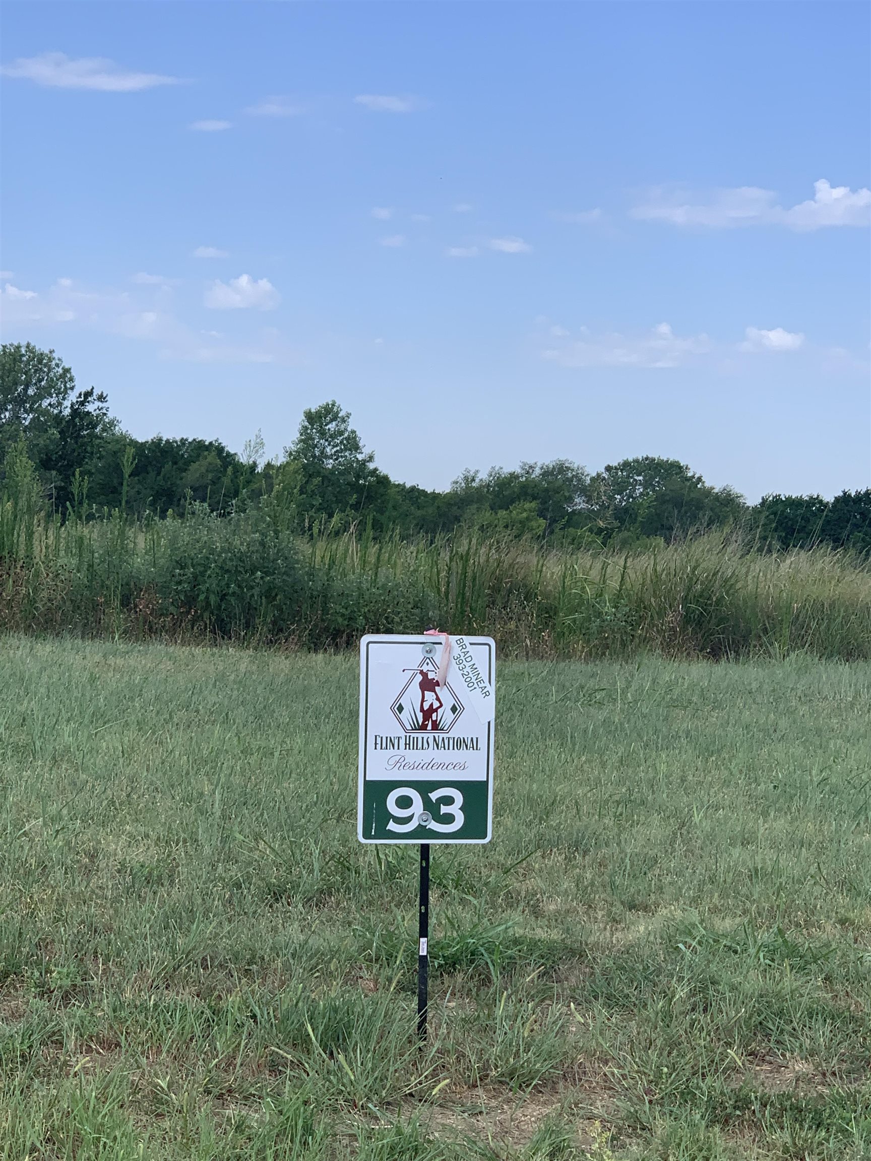 Fantastic 1.1 acre lot in the beautiful and gated Flint Hills National Residences community. Incredible development, unlike any in the Wichita area. Adjacent to the nationally recognized Flint Hills National Golf Club. Minimum main floor SF for homes in this phase is 2,500SF.