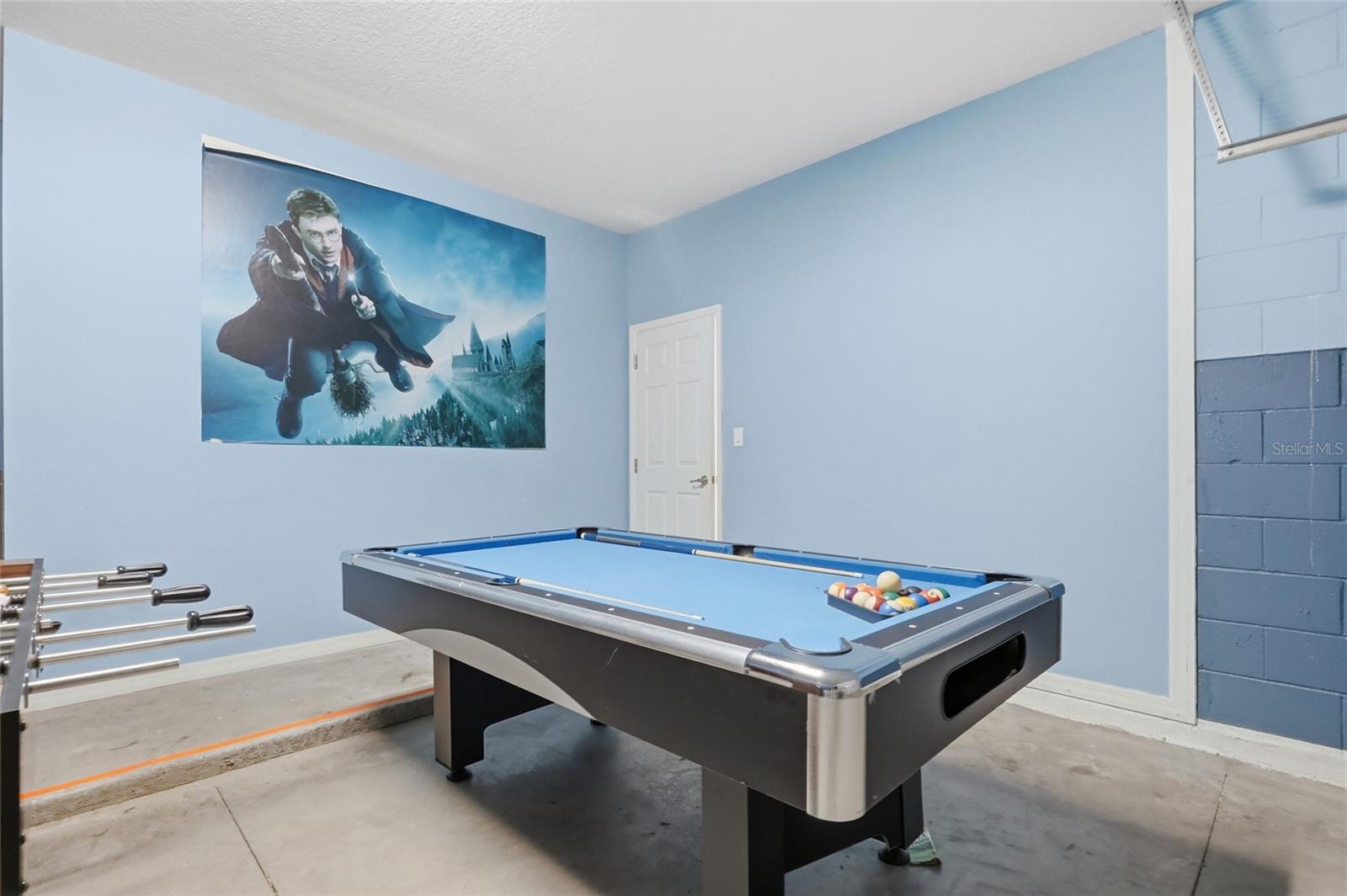 6116 Broad Oak Drive