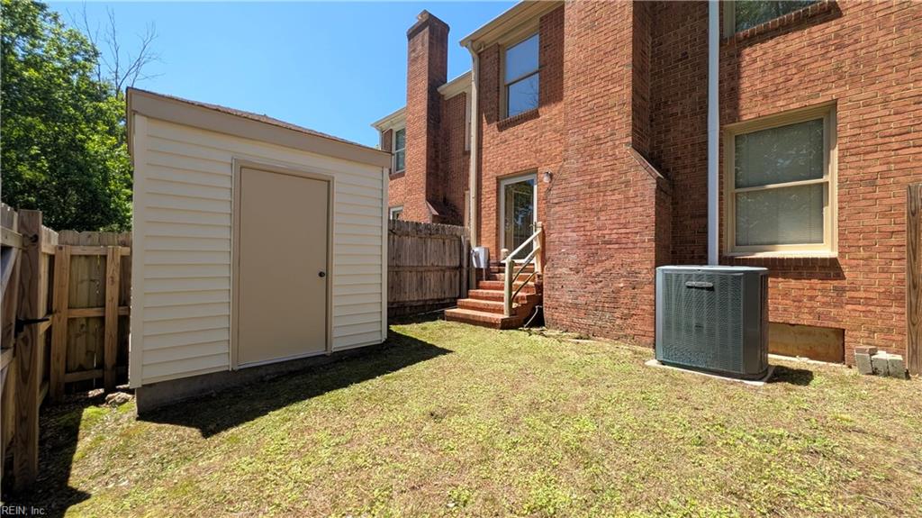 9 Riverview Court