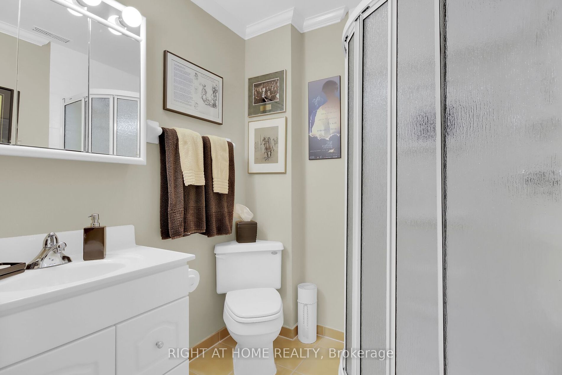 3468 Paul Anka Dr