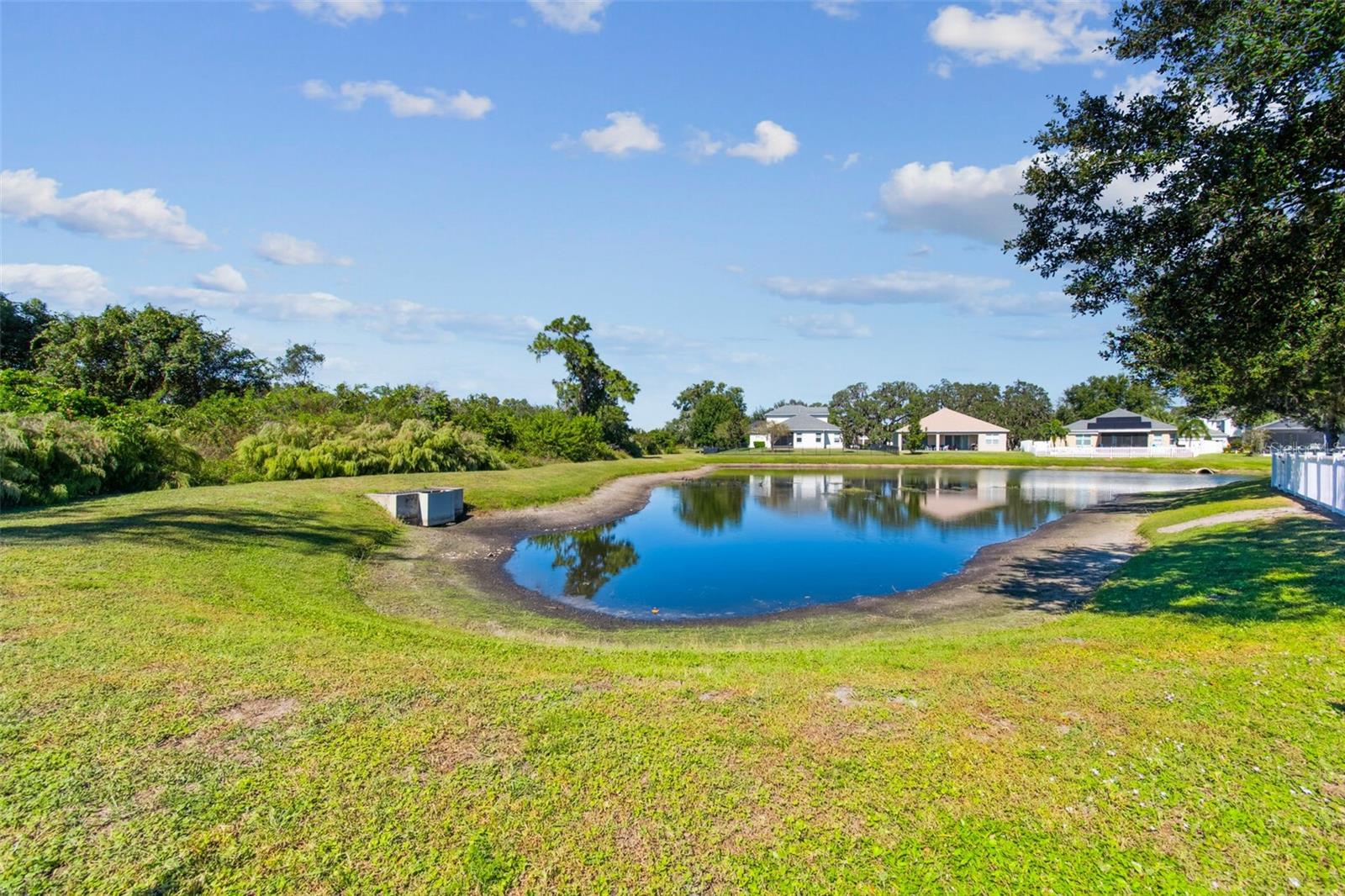 8621 Eagle Brook Drive