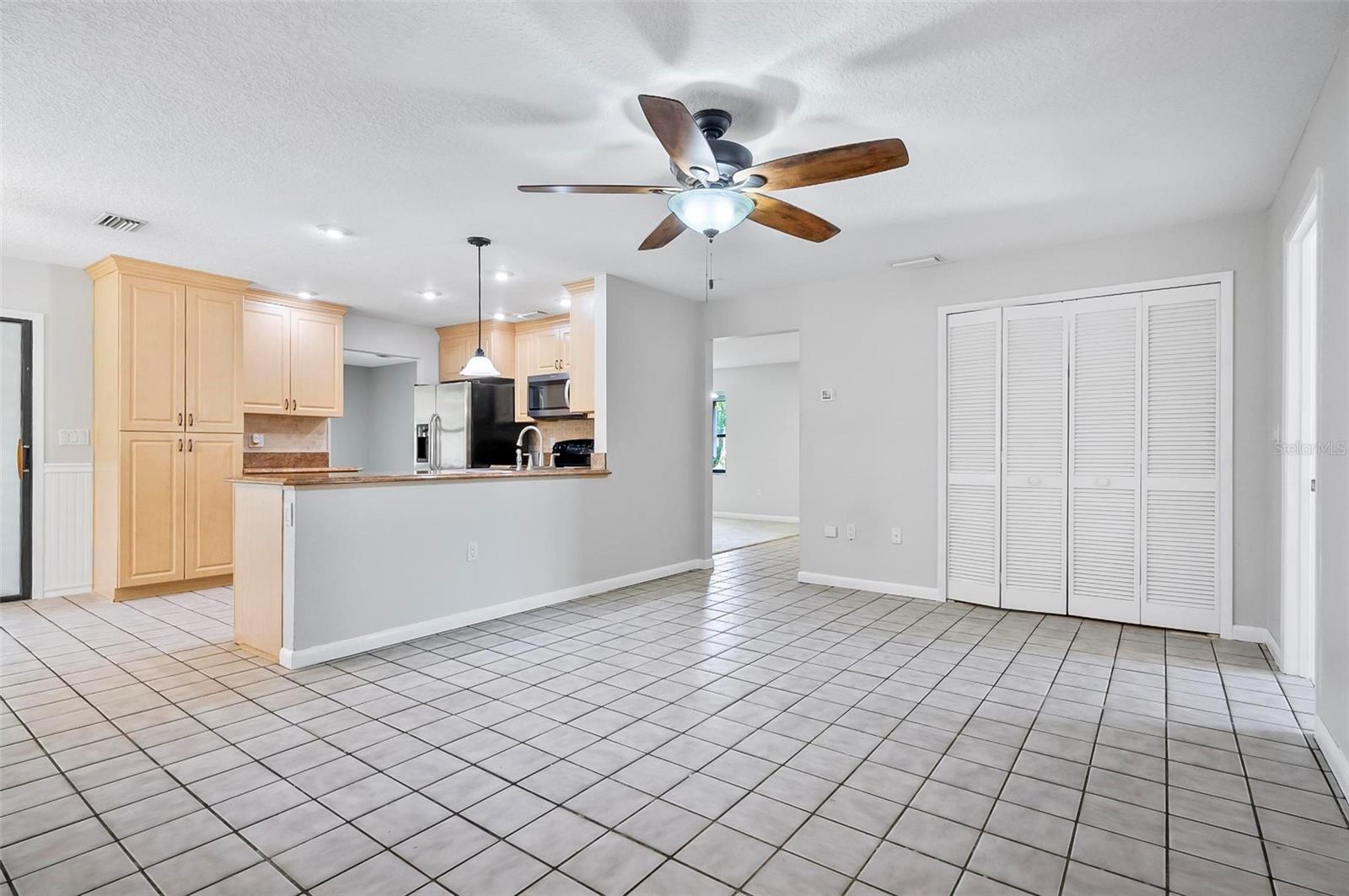 59 Zephyr Lily Trail