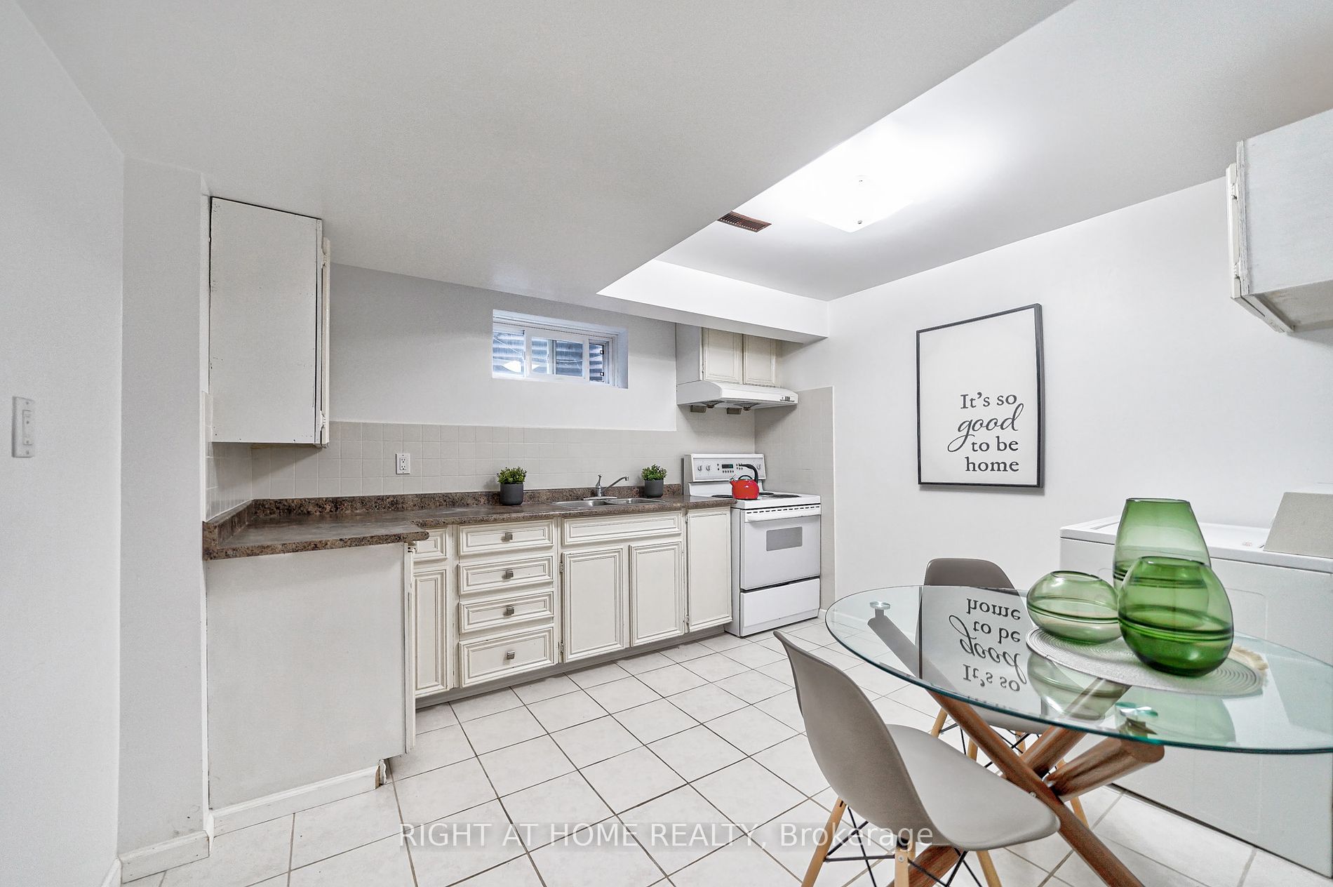 20 Bradenton Dr