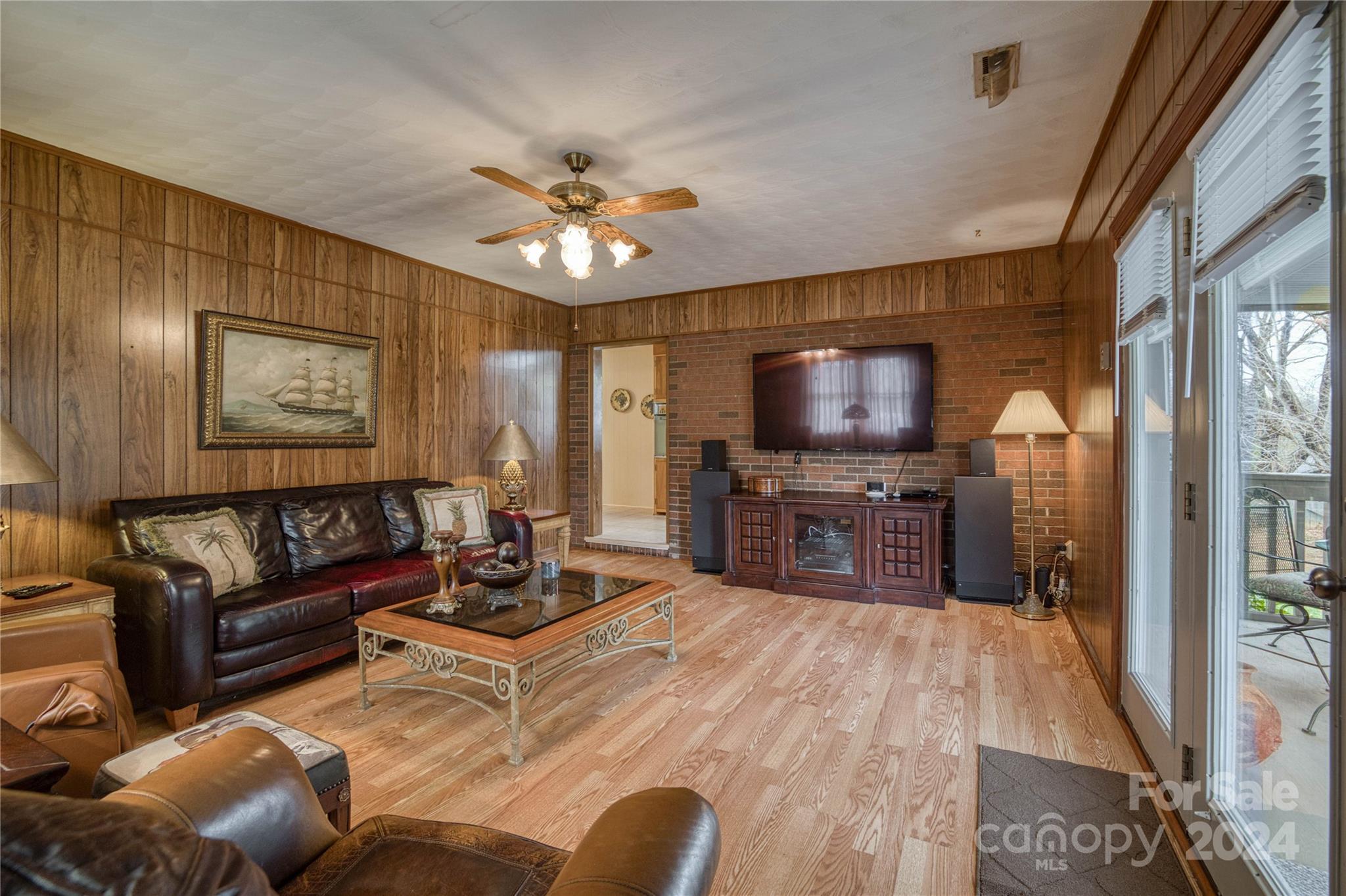 2559 Sweetbriar Circle