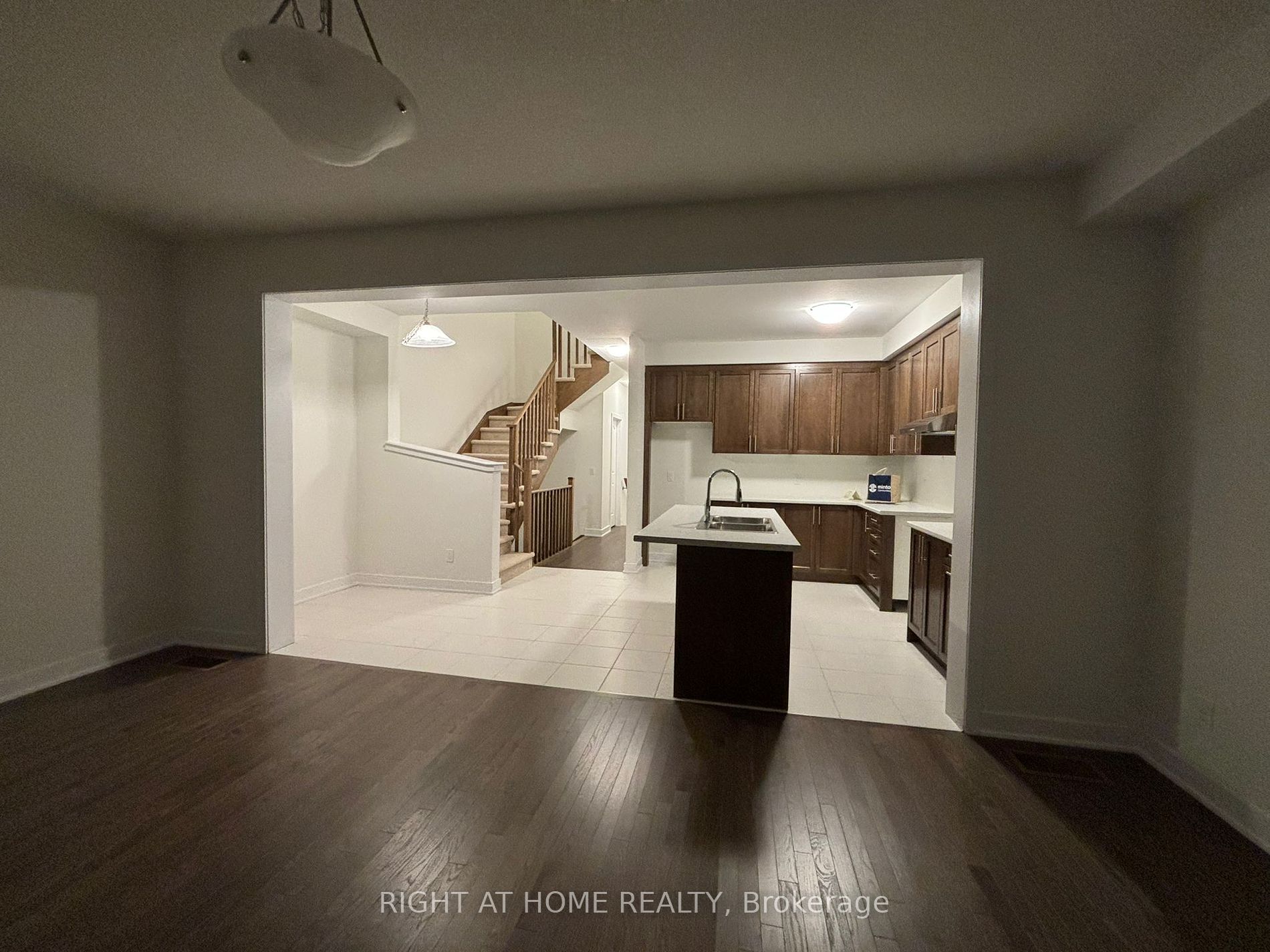 1101 Thompson Dr