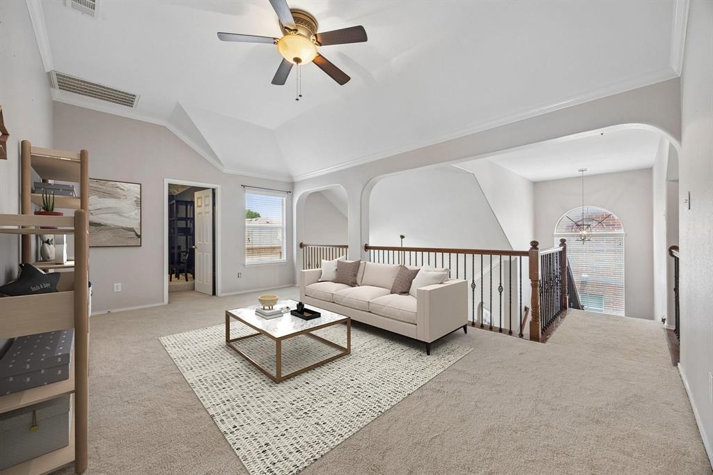 9004 Regal Oaks Drive