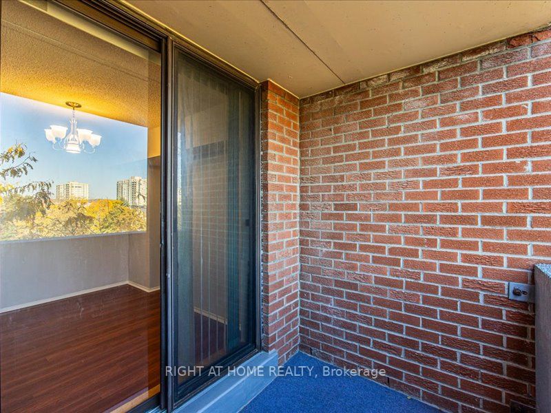 1540 Pickering Pkwy 501