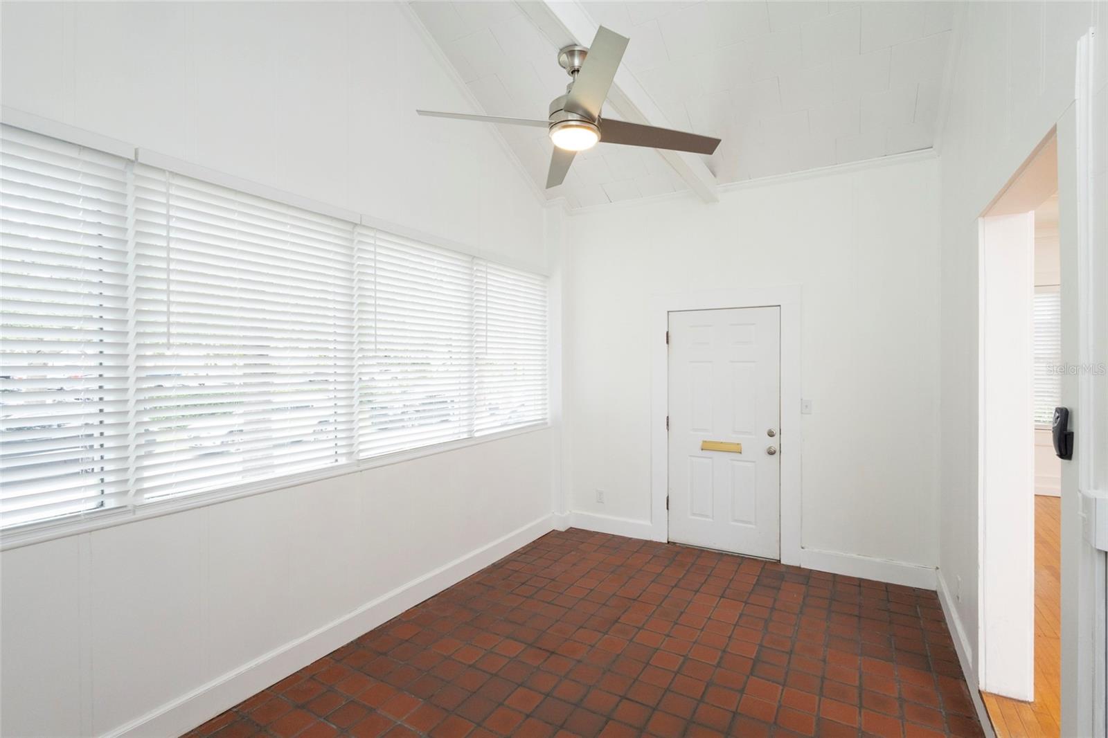 3012 W Sitios Street