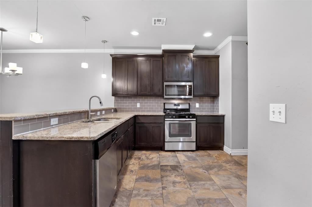 3433 NW 164th Terrace