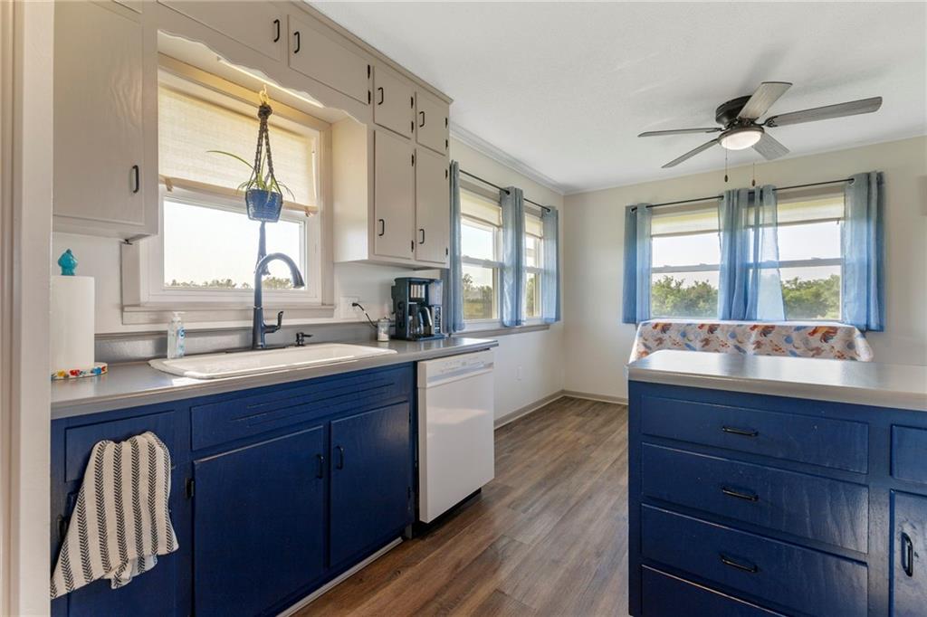 32241 NE Neosho Road