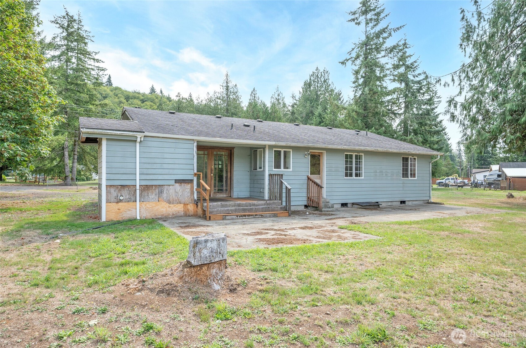 11 E Mox Chehalis Road