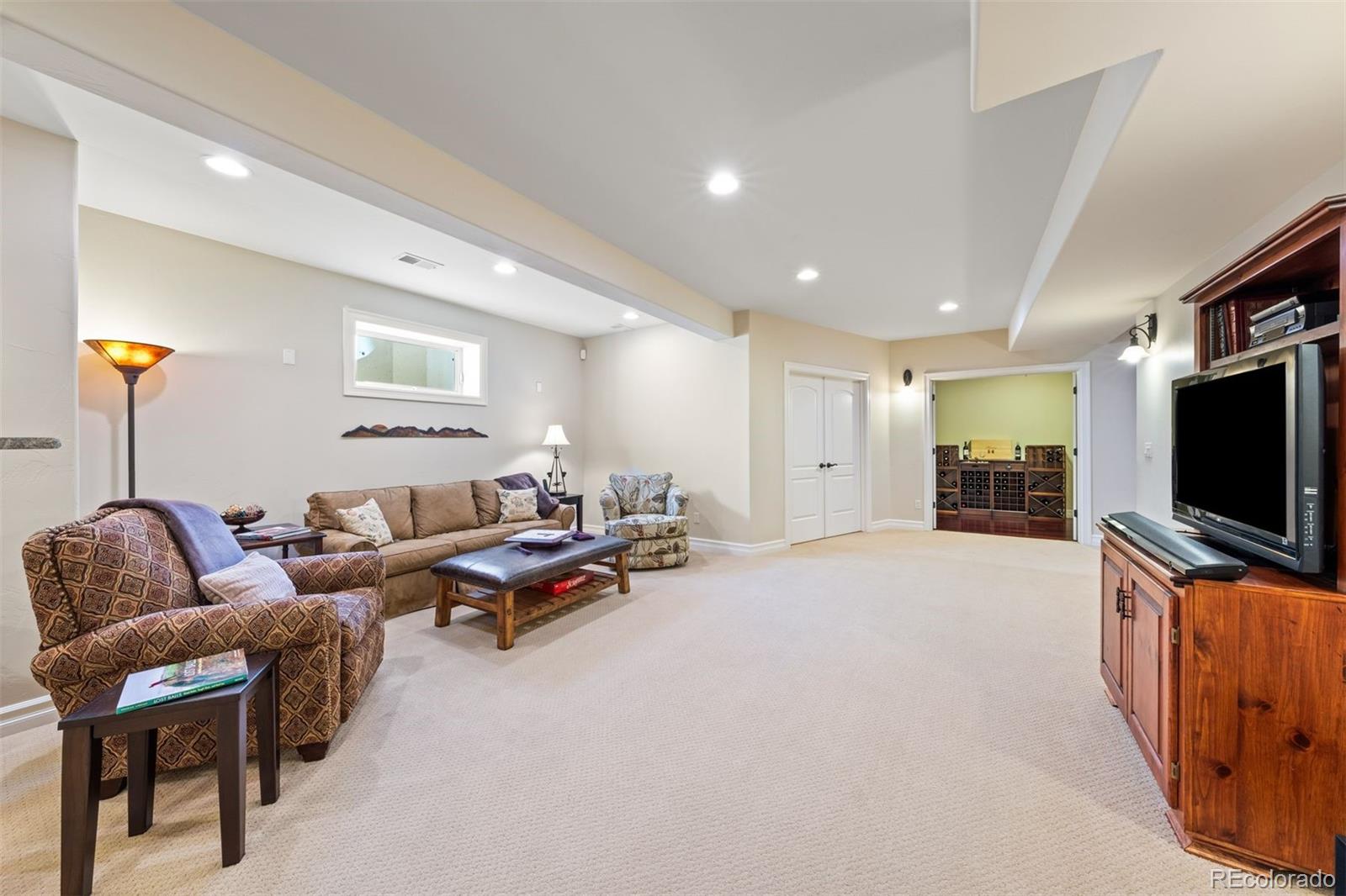 7567 Weaver Circle
