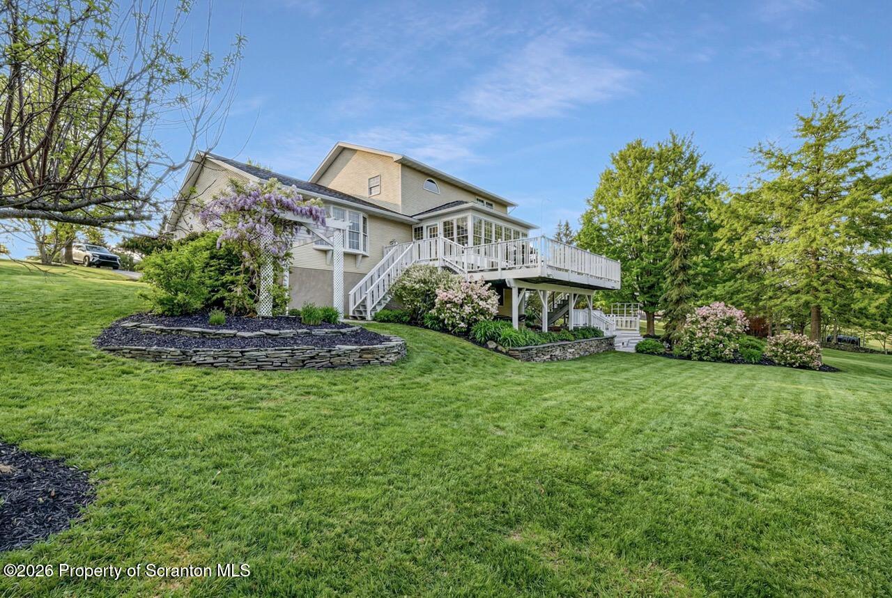 15 Longview Terrace