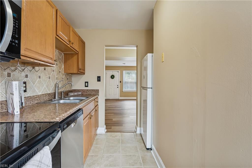 1630 Darren Circle