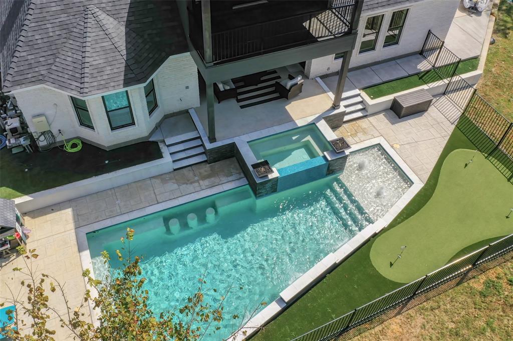 931 Waterloo Lake Drive