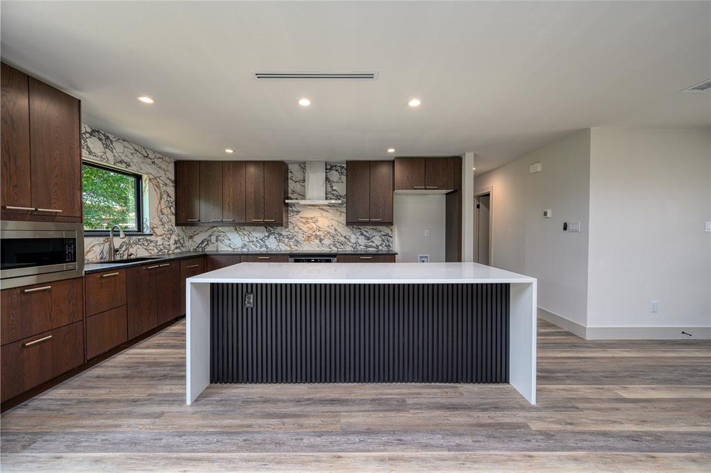 276 Windsor Drive