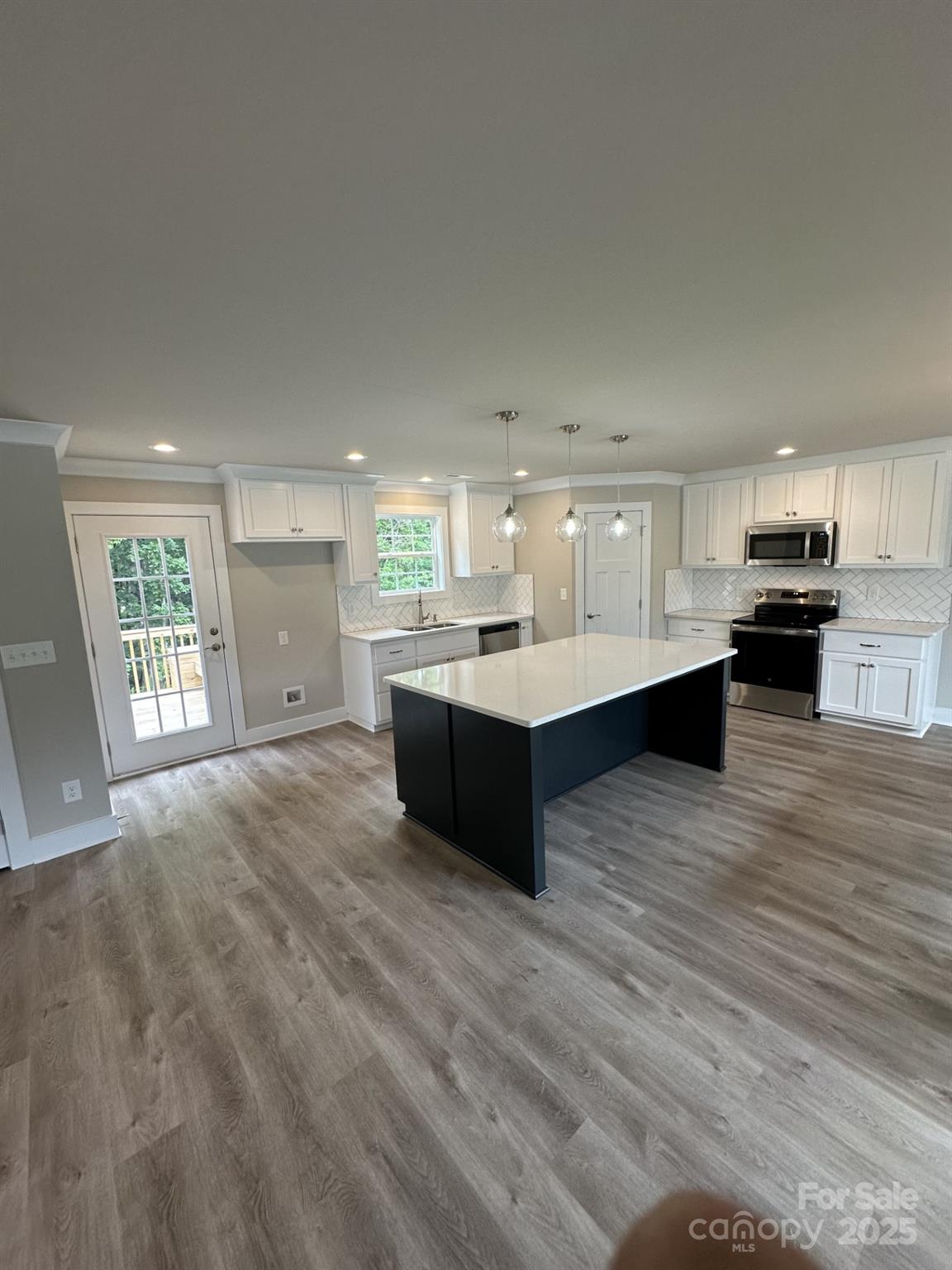 1133 Heather Oak Lane