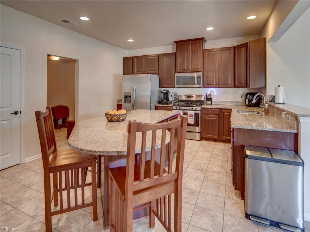 1716 Fishers Cove