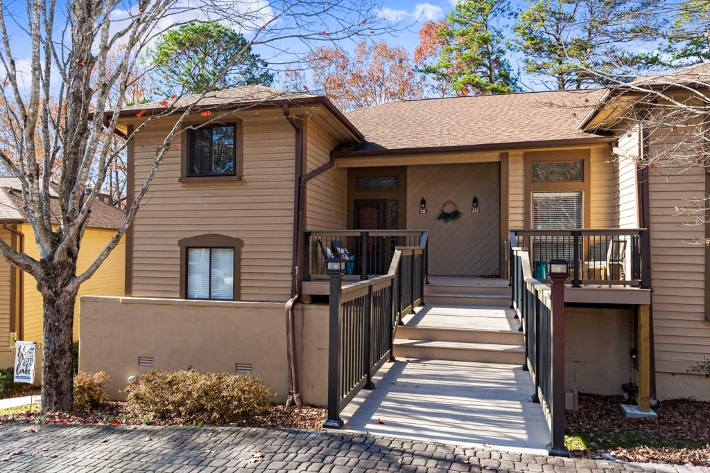 Keowee Key Townhomes and Condominiums for Sale