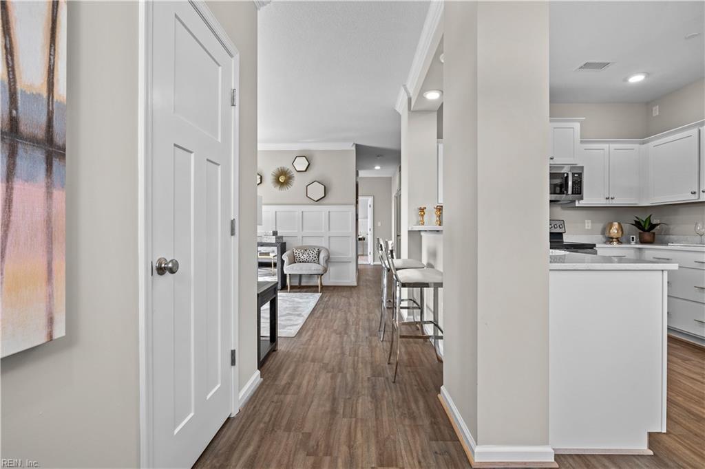 1508 Kathy Ann Way E