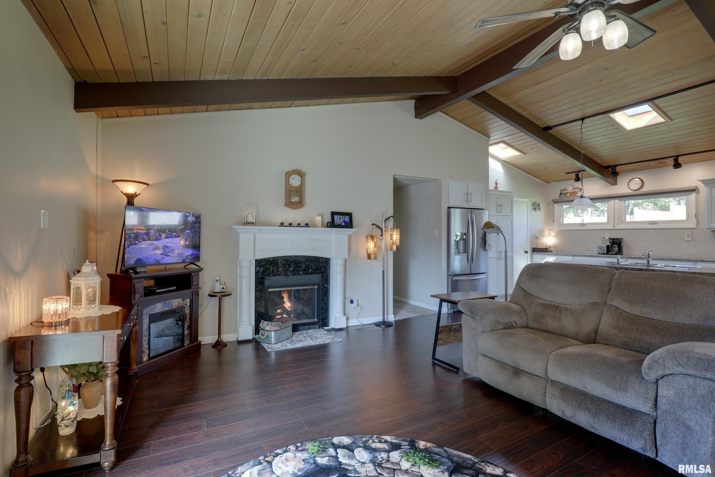 728 Ridgewood Drive