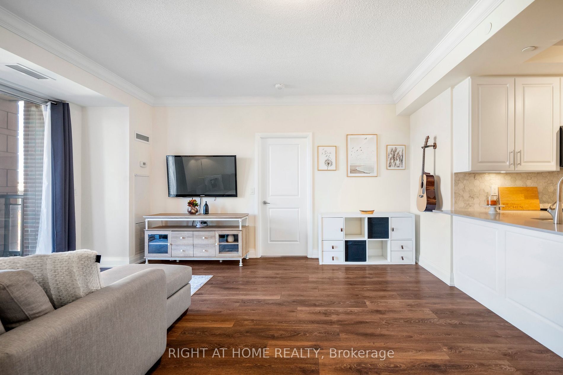 25 Baker Hill Blvd 408