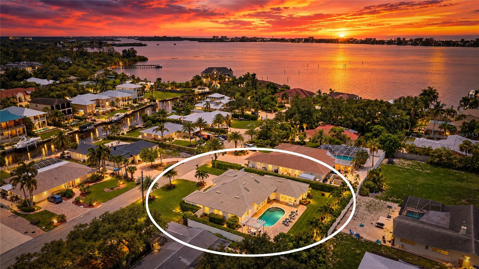 7780 Holiday Drive N, Sarasota, FL
