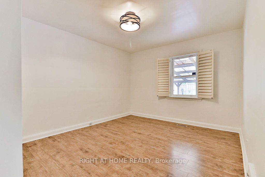 43 Bertram St