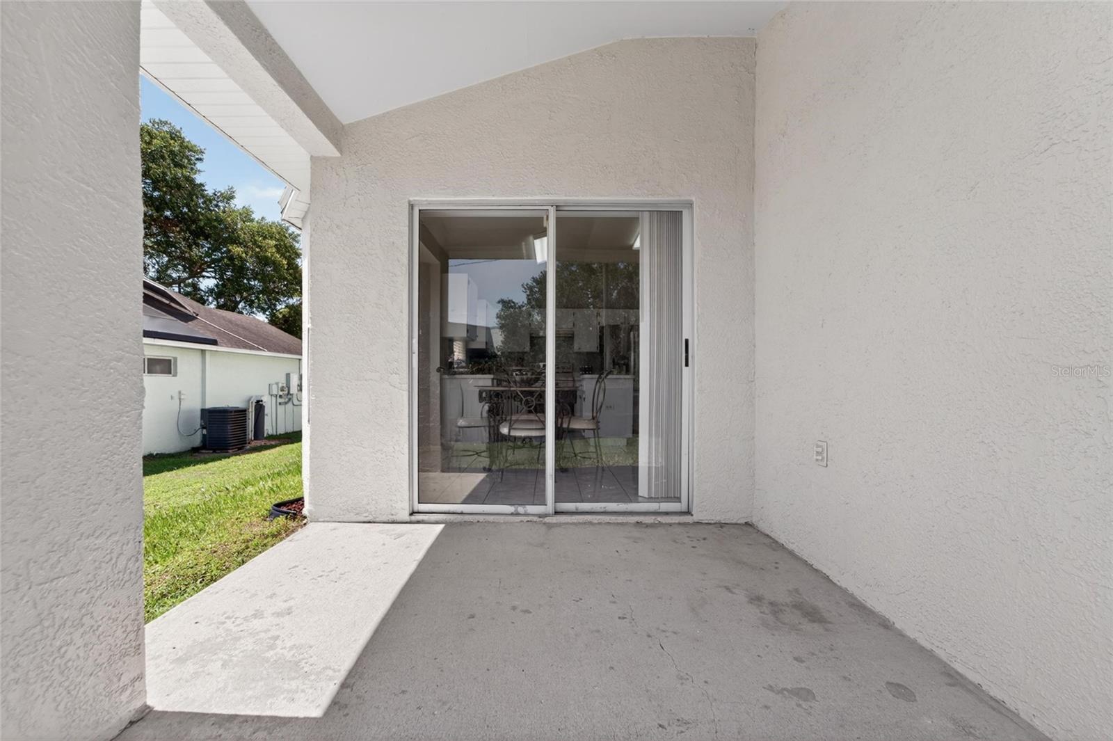 418 Henderson Avenue