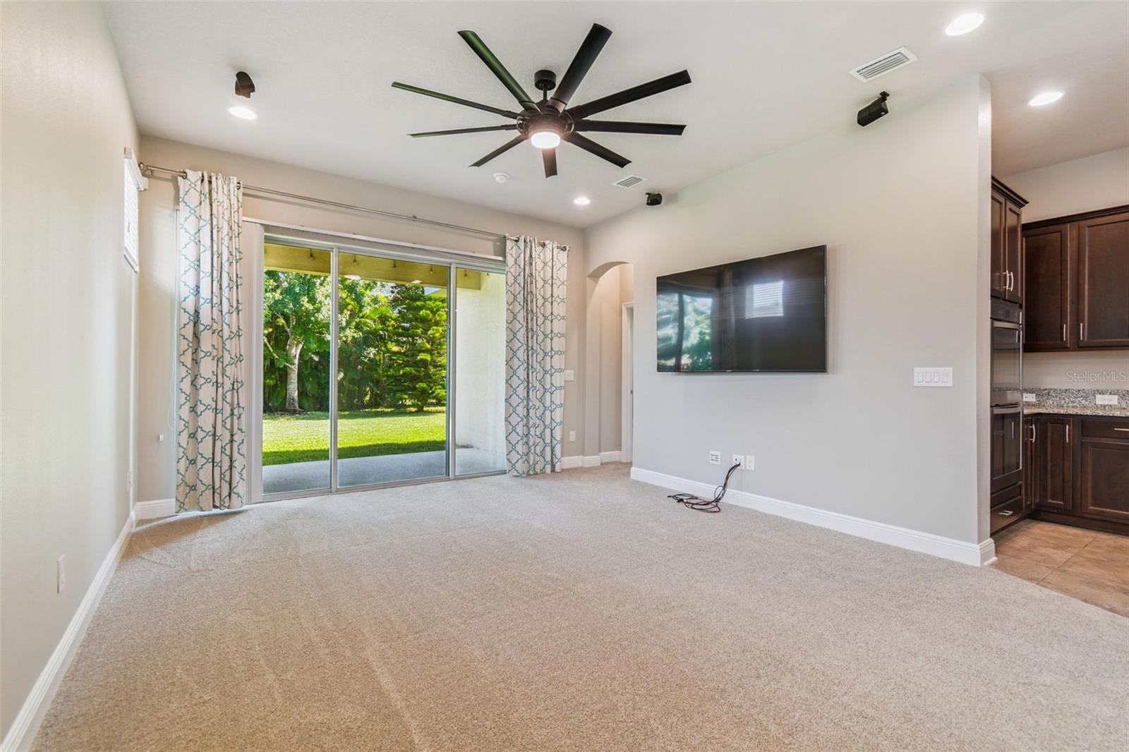 7508 Sea Lilly Court