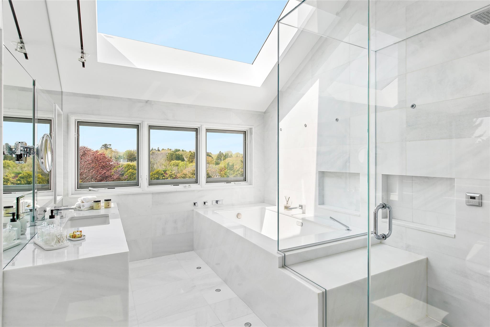 33 Lily Pond Lane