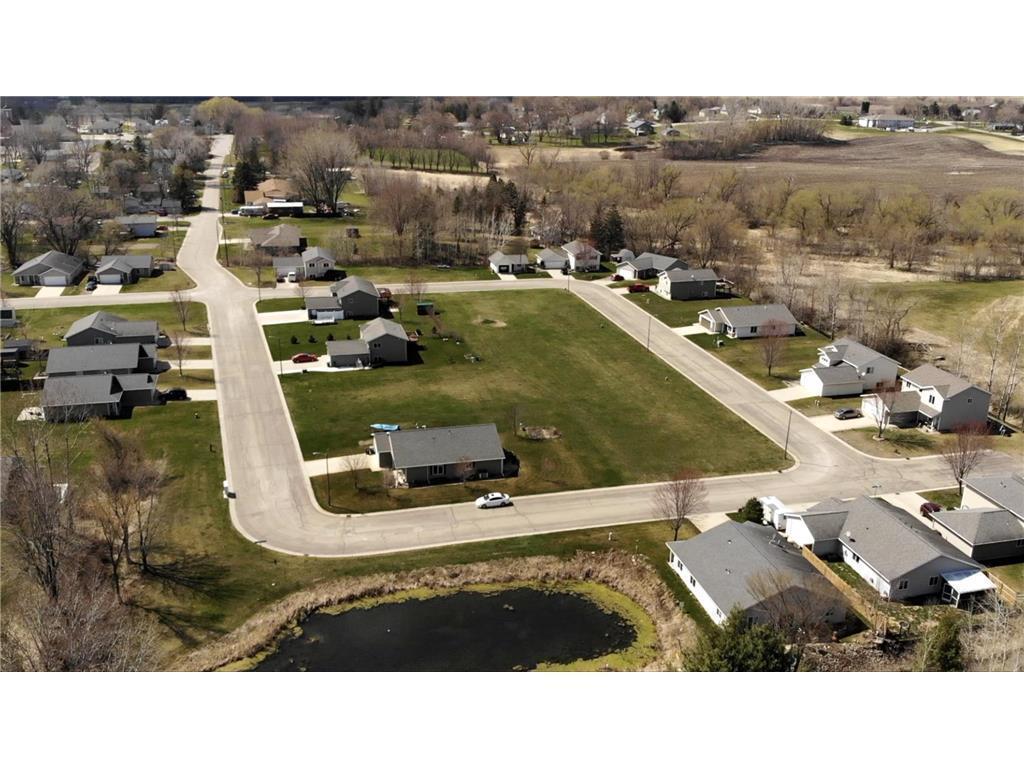 637 Oriole Lane