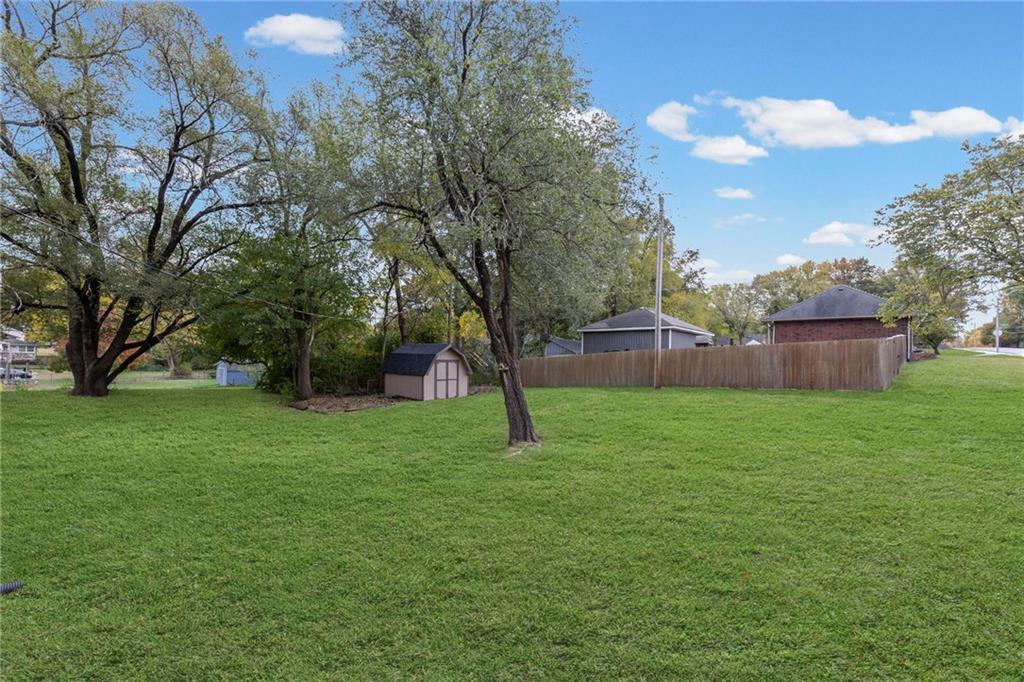 11515 N Charlotte Street