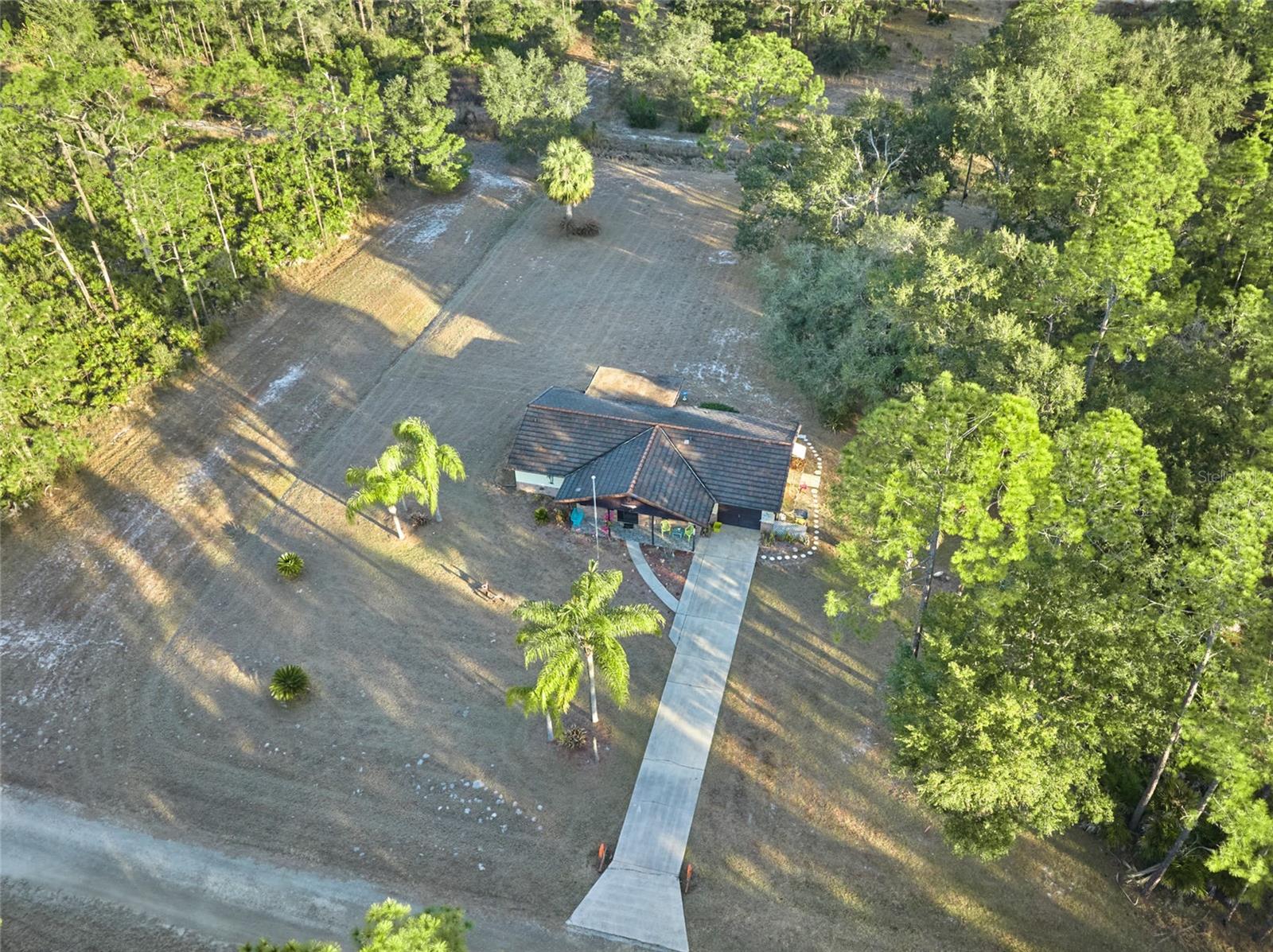 4220 Oleander Drive