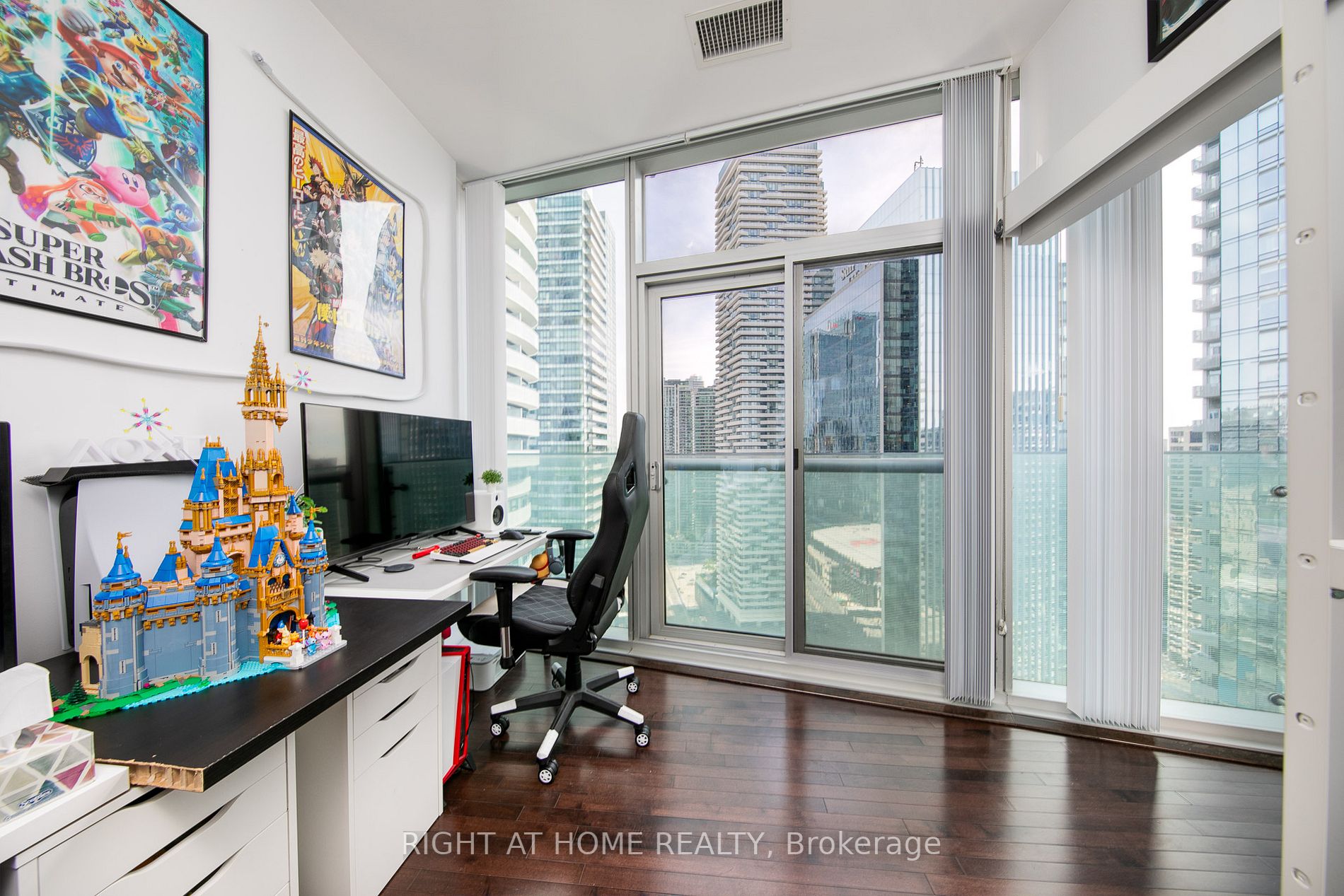 12 York St 3002