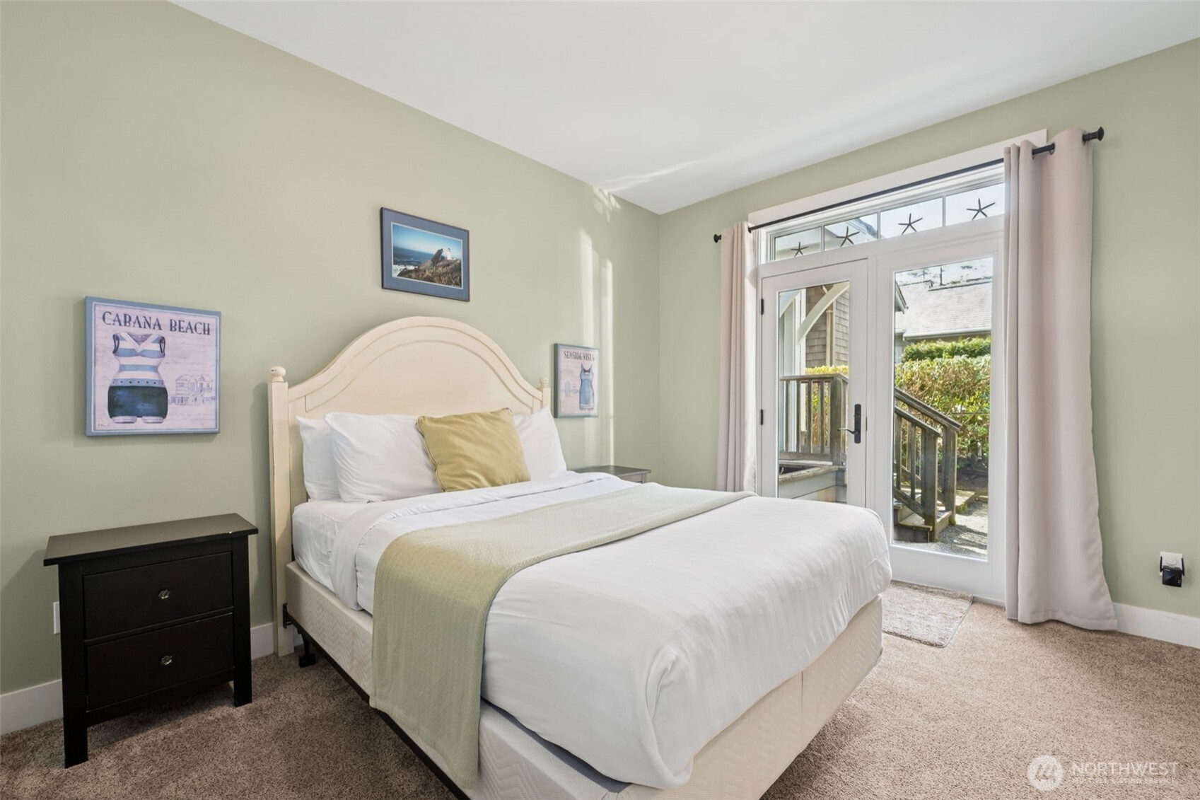 21 N Glen Lane
