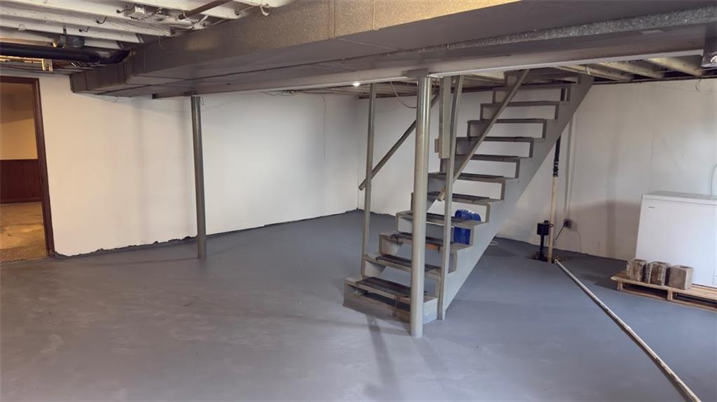 327 E Longfellow Street