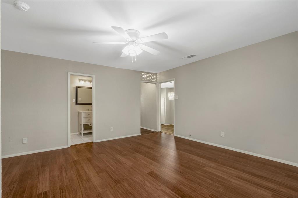 3119 Bertrand Avenue