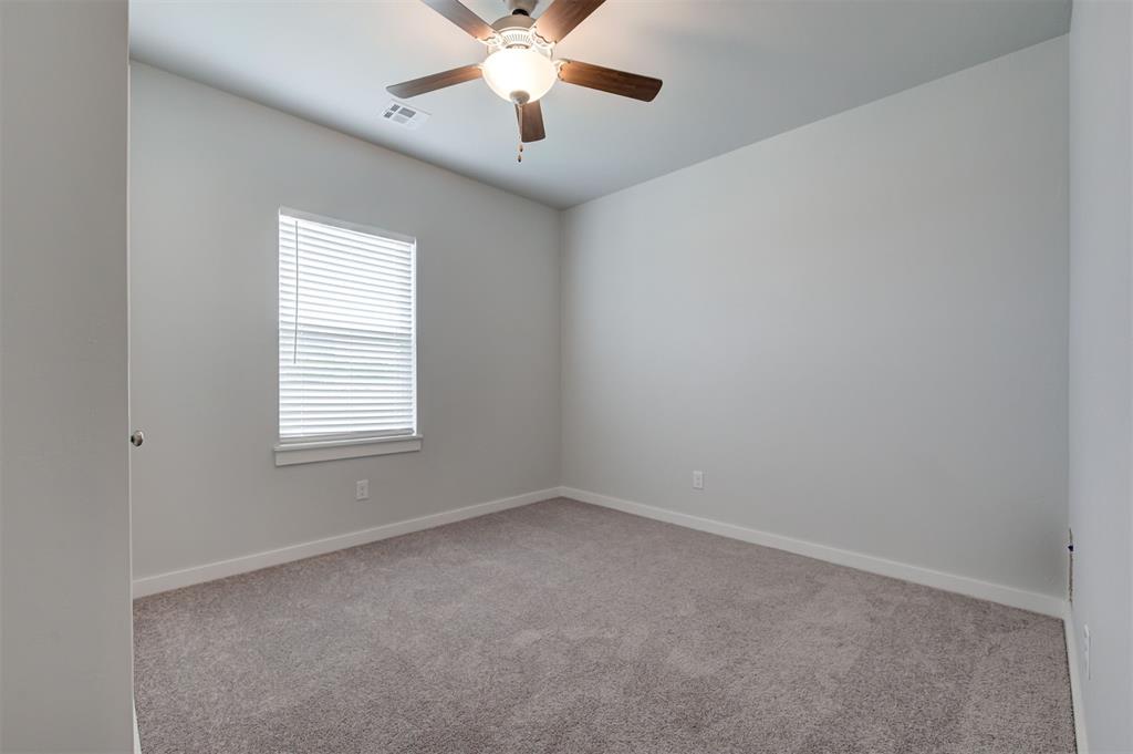 5325 Littlefoot Lane