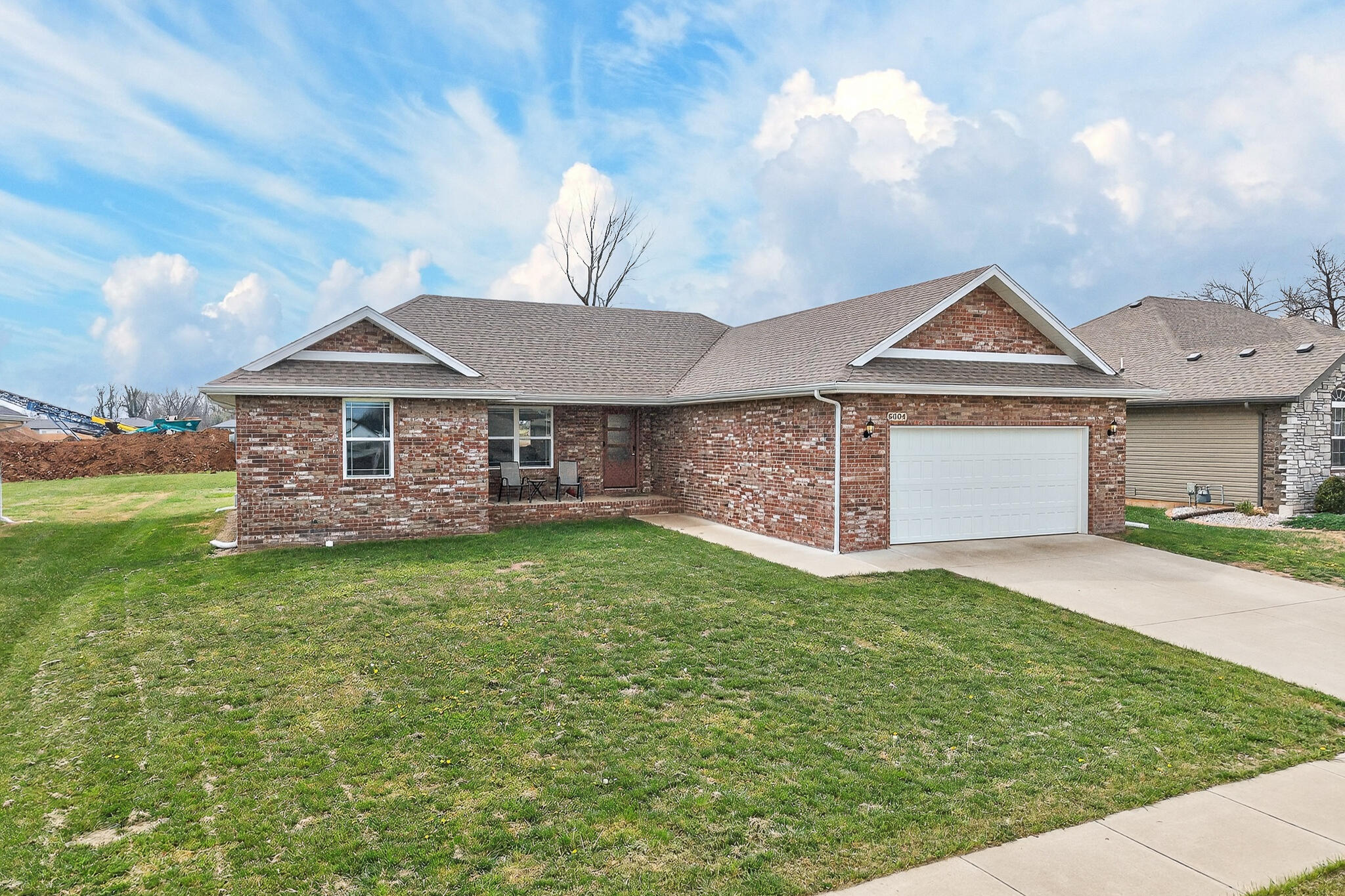 5004 W Skyler Drive