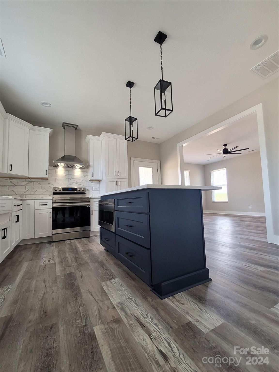 27687 Taylor Lane