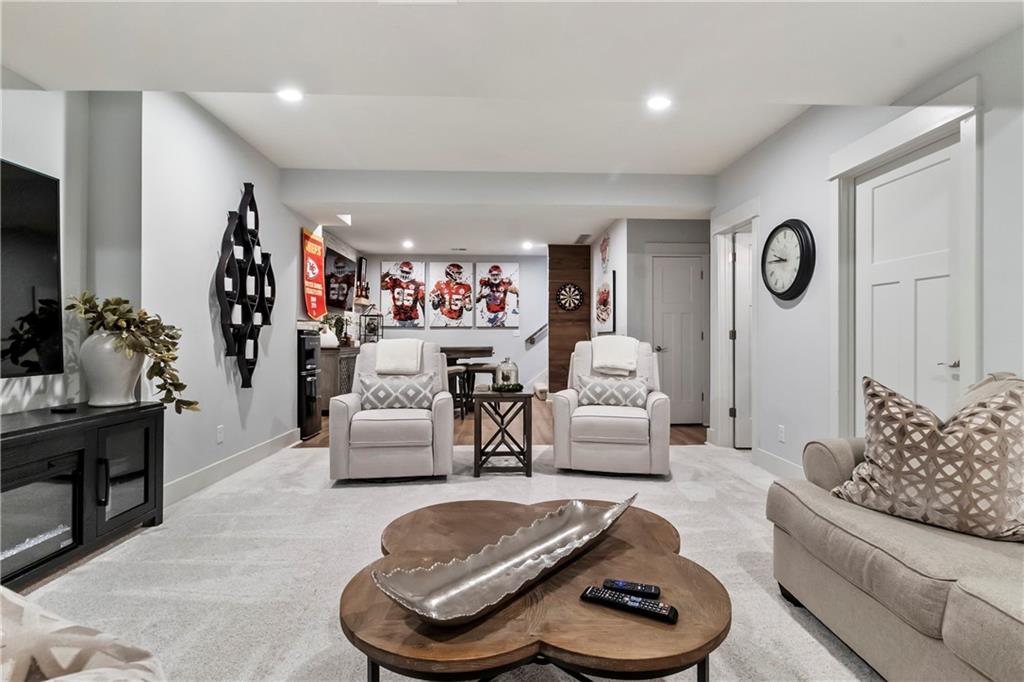 21361 W 117th Terrace 21c