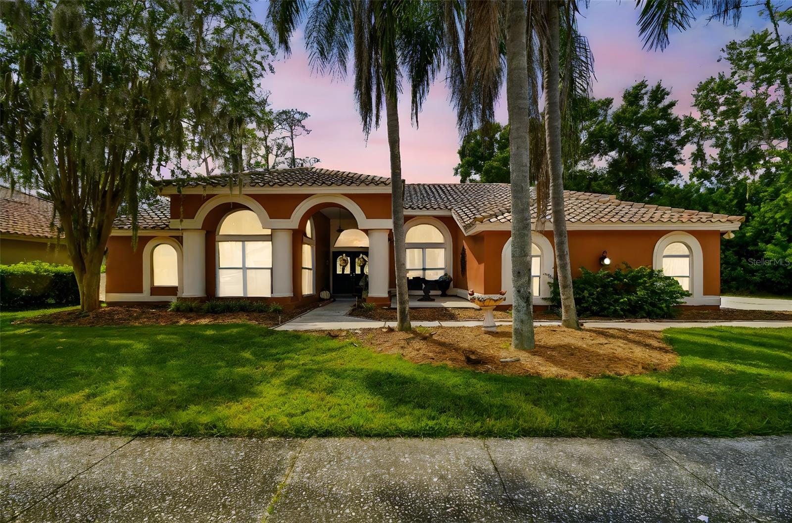 1384 Forestedge Boulevard