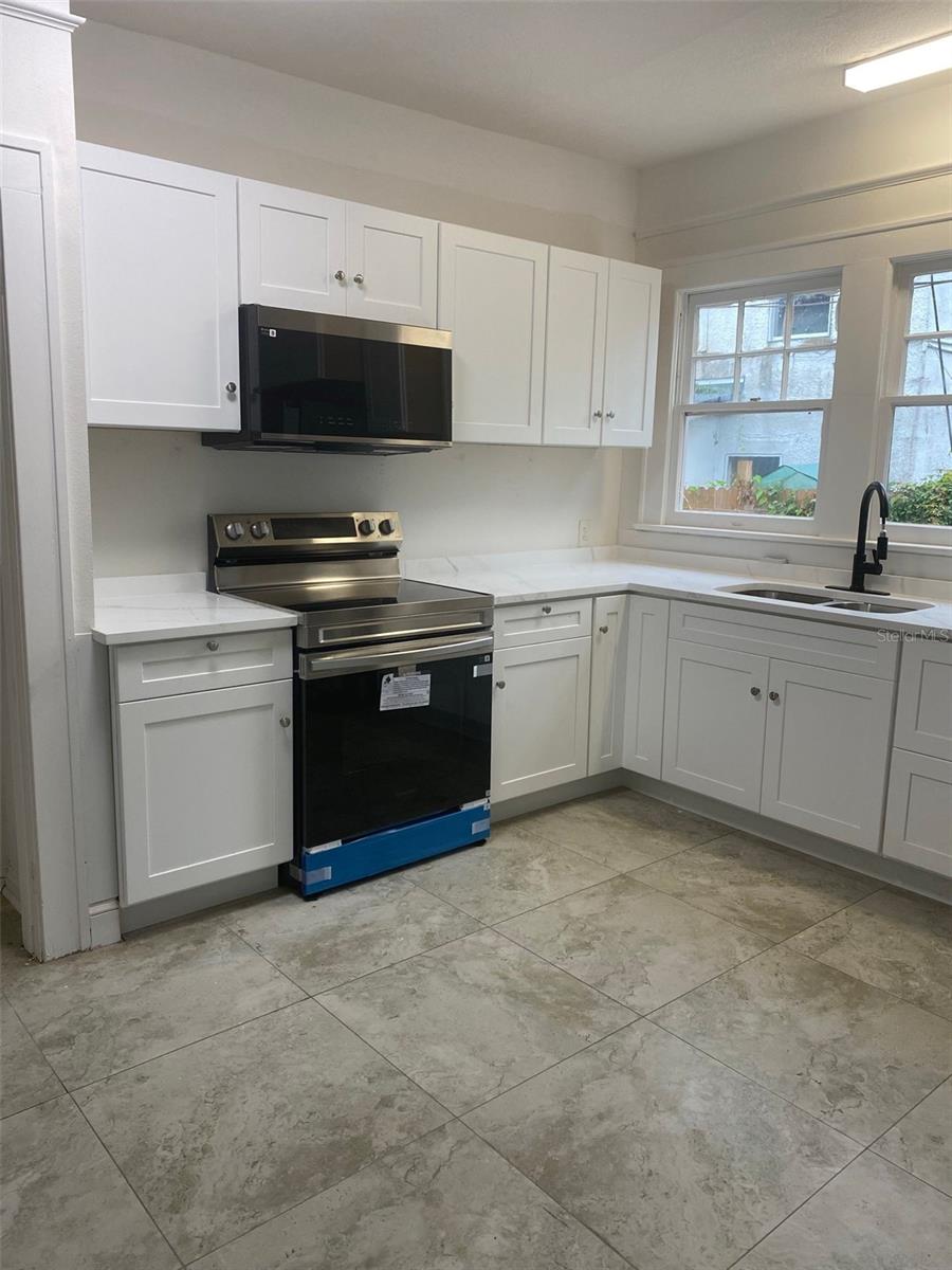 606 Lake Dot Circle D